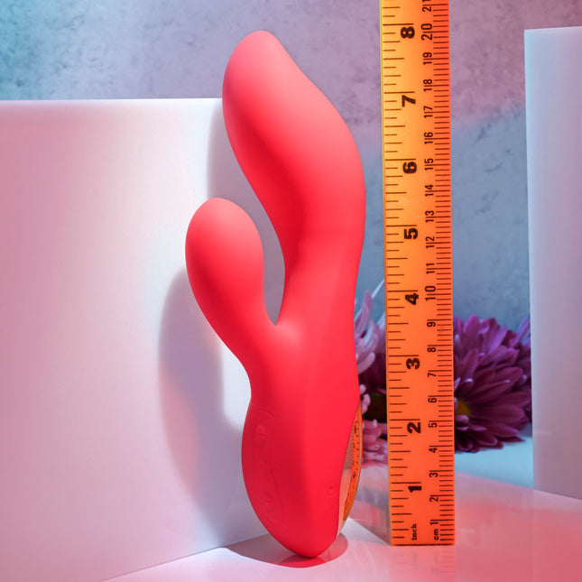 Adam & Eve Eve'S Big & Curvy G Red Rabbit Vibrator Size