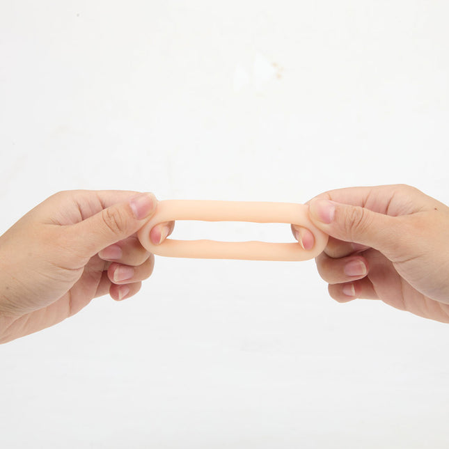 Maia GUNNER Vanilla Flesh Cock Ring