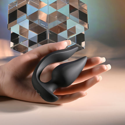 Evolved THE GENIE - Black Vibrating Plug with Wireless Remote