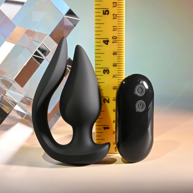 Evolved THE GENIE - Black Vibrating Plug with Wireless Remote