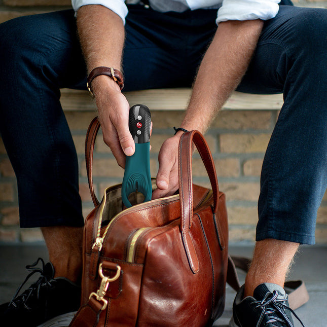 Fun Factory MANTA Bottle Green Unisex Vibrator