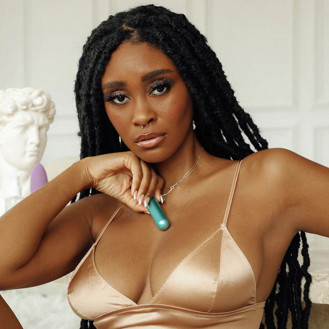 JimmyJane Mini Chroma Teal 7.8cm Bullet Vibrator with Wireless Remote