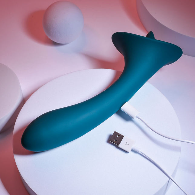 Playboy Pleasure TRUE INDULGENCE Flicking Vibrator